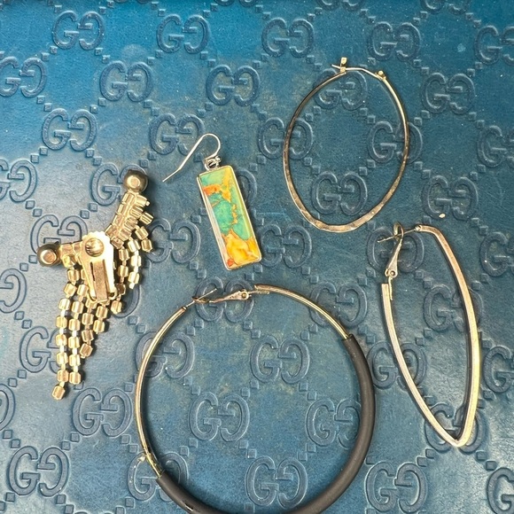 Lot of 5 Single Fashion Earrings – Mixed Styles & Colors - Picture 7 of 8